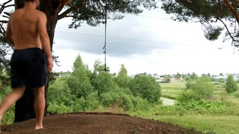 Man bungee jumping Stock Footage 113196095