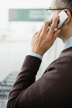 Man on cellphone Stock-Fotos