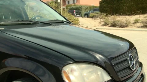 Man checking car engine Video stock 40742447