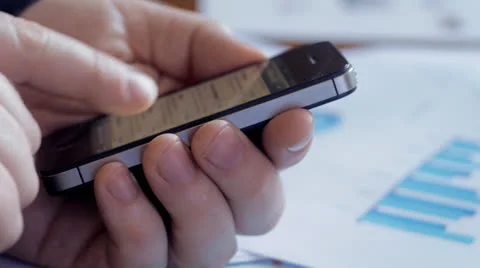 Man checking emails on smartphone Video stock 25499184