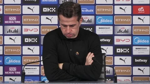 Man City 3-0 Fulham: Marco Silva press conference Stock Footage 328670523
