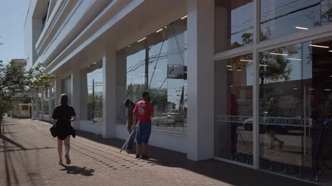 Man cleaning windows Stock Footage 163460584