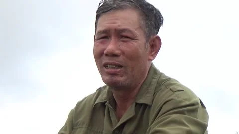 Man climbing mountain Stock Footage 293078854