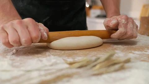 Man Cook Rolling Pin For Dough Stockbeeldmateriaal 273500738