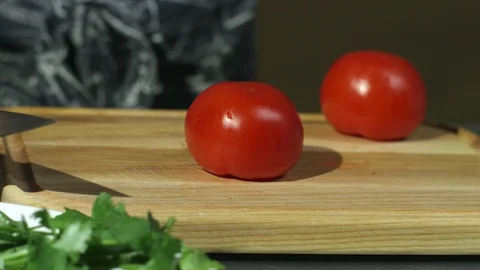 Man cuts vegetables Stock-Footage 93805680