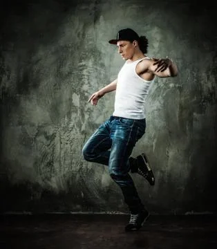 Man dancer showing break-dancing moves Foto stock