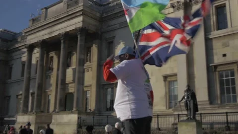 Man Dancing In Trafalgar Square Stock Footage 145566418