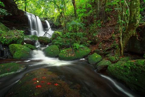 "Man dang" waterfall Stock Photos