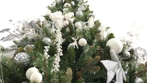 Man decorates the Christmas tree Video stock 103131030