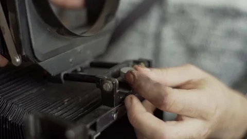 Man demount retro camera close-up Stock-Footage 72104470