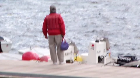 MAN ON DOCK Video stock 185602755