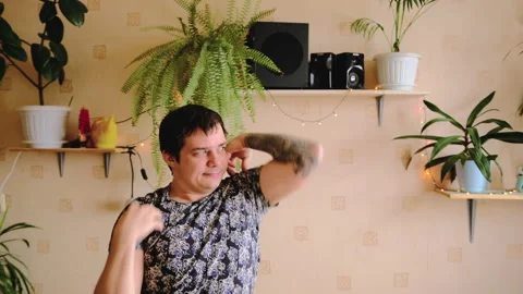 A man does morning exercises 動画素材 149552315