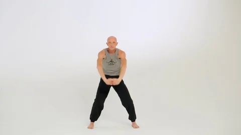 Man doing calisthenics Stock Footage 82609007