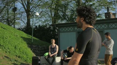 Man doing excerise with rope Stockbeeldmateriaal 50039408