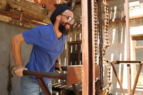Man doing exercices Stock Photos