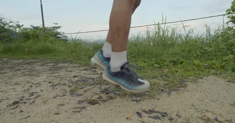 A man doing Freestyle rope skipping - low angle Video stock 146095395