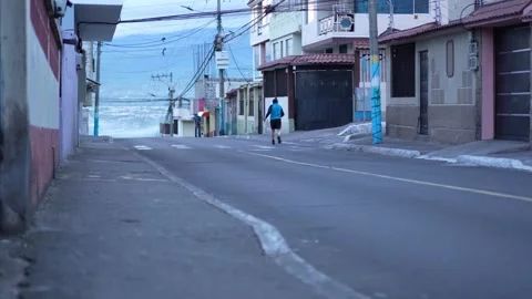 Man doing jogging training in the streets of a city in South America.MOV 스톡 동영상 277631234