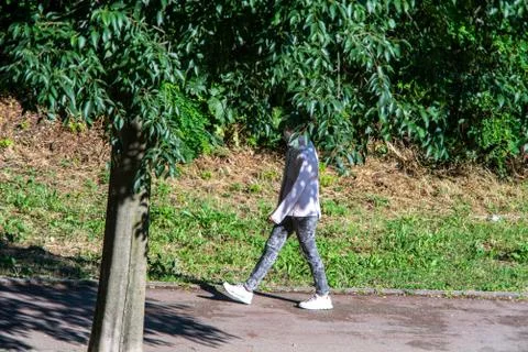 Man doing physical activity at the park Foto stock
