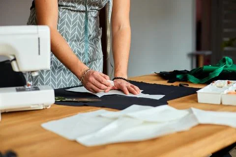Man dressmaker making sewing patterns, male tailor working with sewing patter Foto stock
