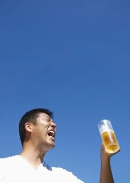 Man drinking beer Stock Photos