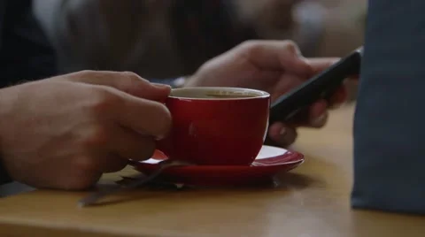 Man Drinking Cappuccino Vidéo 42874860