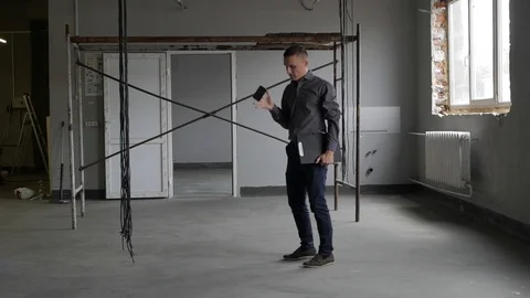 The man dropped the smartphone Stock Footage 92315966