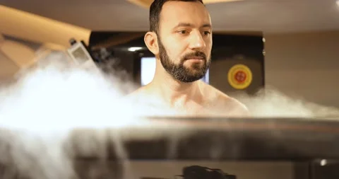 Man during cryotherapy in a special capsule 動画素材 149409945