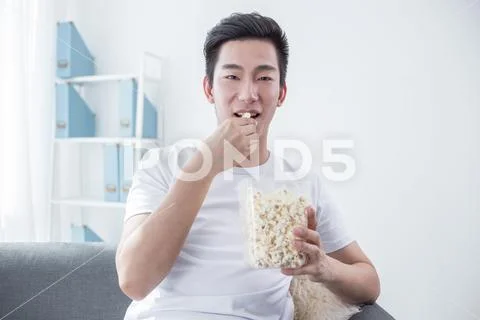 Man Eat Popcorn