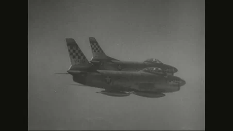 Man experiments with basic manmade wings Video stock 90459708