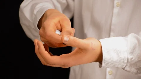 Man Extracts Pills Into Hand Vídeo Stock 103461535