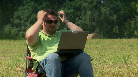 Man in the field 15 Stock-Footage 518428