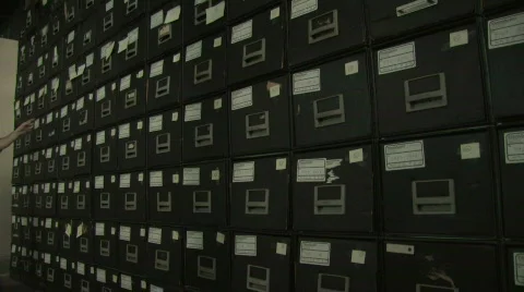 Man at File Cabinet 2 库存影片 281602