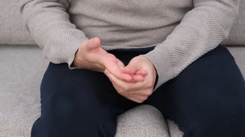 Man finger disease Vídeo Stock 260171951