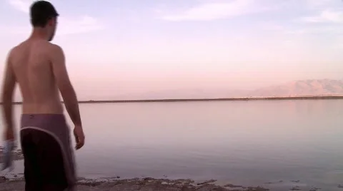 A man floating in the Dead sea 3 Video stock 531767