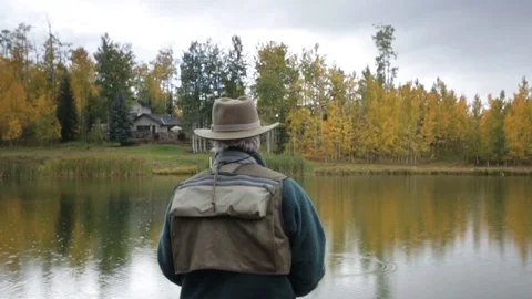 Man flyfishing medium Vidéo 89882744
