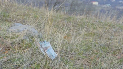 The man found the money Video stock 83691265