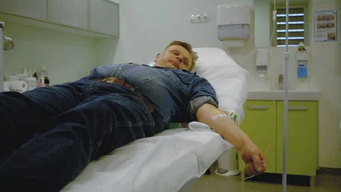 The man found out that he got coronavirus Vidéo 126258857