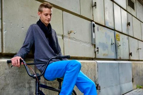 Man in front of a wall Photos