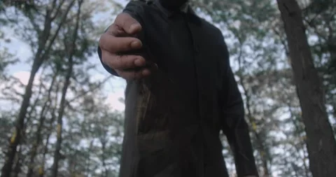 Man at funeral 스톡 동영상 197110014