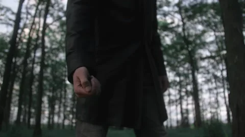 Man at funeral Vídeo Stock 197110431