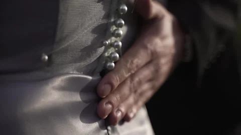 Man gently touches woman's back 库存影片 334721113