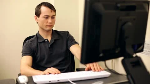 Man gets upset at computer 스톡 동영상 10699270