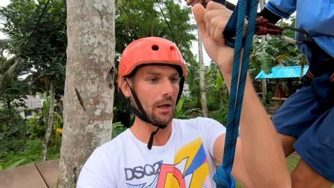 Man goes down on the rope. Stock Footage 102058632