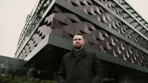 Man goes in the snow Stock-Footage 129465651