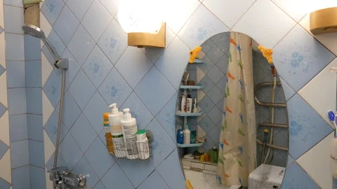 Man grimaces in the bathroom Stock-Footage 127577247