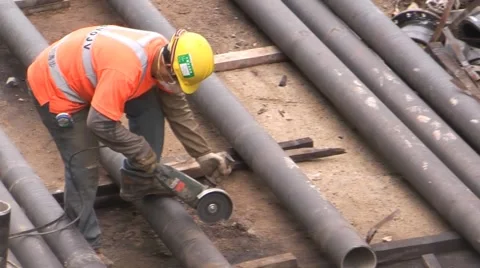 Man with grinder 動画素材 1101065