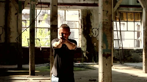 Man with a gun 動画素材 40606705