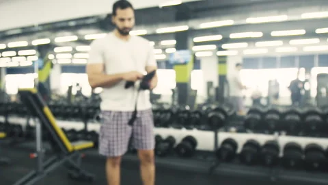 Man in the Gym 動画素材 88357477