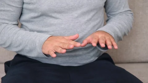 Man hand tremor Stock-Footage 288834336