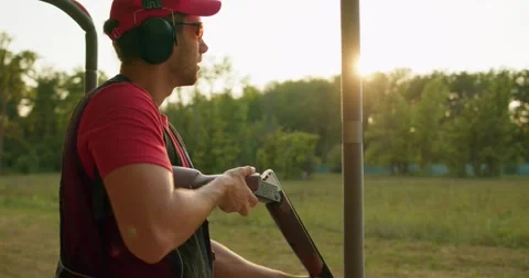 Man hands loading rifle magazine with cartridges Video stock 256123075